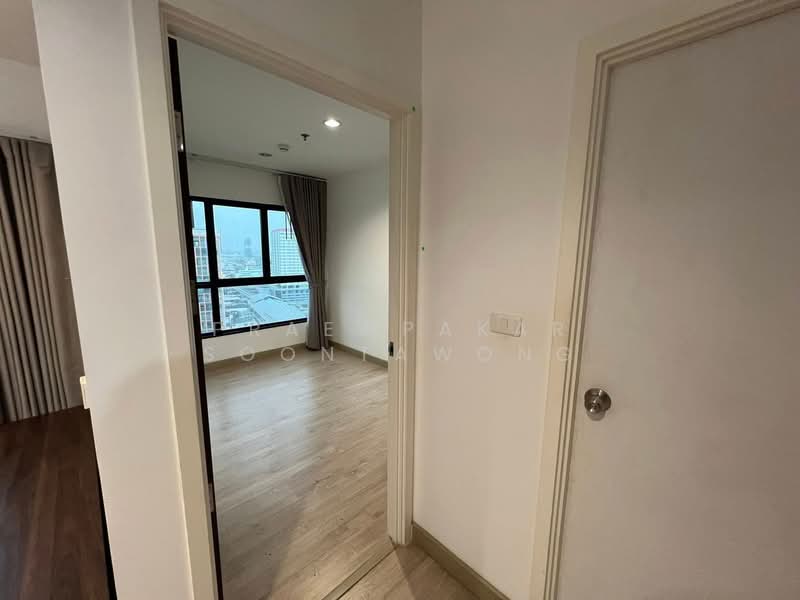 Thana Astoria Pinklao, Bangkok, Soi Charansanitwong 46 Yak 2, Bang Yi Khan, Bang Phlat, Bangkok, 2 Bedrooms, 40 sqm, Condo For Rent, by Praewpakar Soontawong, 500236142 - DDproperty.com