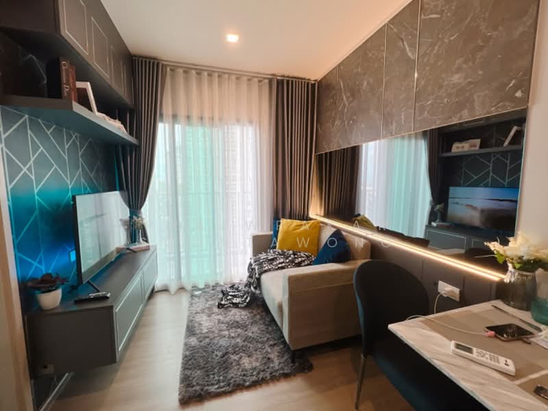 The Base Phetchaburi-Thonglor, Bangkok, Phetchaburi Rd, Bang Kapi, Huai Khwang, Bangkok, 1 Bedroom, 30 sqm, Condo For Rent, by Praewpakar Soontawong, 500236150 - DDproperty.com