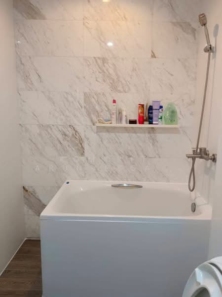 HQ Thonglor by Sansiri, Bangkok, Sukhumvit Road, Khlong Tan Nua, Watthana, Bangkok, 1 Bedroom, 44 sqm, Condo For Sale, by Komkrit  Arunvessased , 500236160 - DDproperty.com