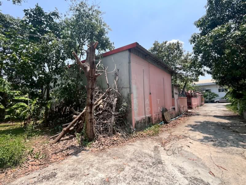 For sale: A detached house that offers a simple yet convenient lifestyle on a spacious 133 sq.wa, Nonthaburi, Bang Len, Bang Yai, Nonthaburi, 2 Bedrooms, 532 sqm, Single Detached House For Sale, by Thidarat Chaijumroonpun, 500236176 - DDproperty.com