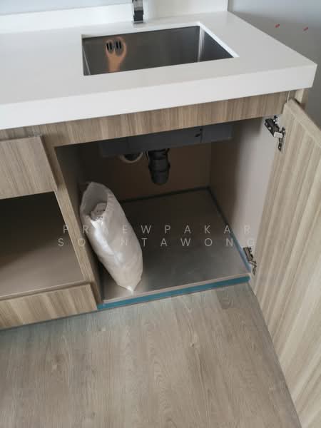 Altitude Unicorn Sathorn-Tha Phra, Bangkok, Ratchaphruek Road, Talat Plu, Thon Buri, Bangkok, 1 Bedroom, 31 sqm, Condo For Rent, by Praewpakar Soontawong, 500236194 - DDproperty.com