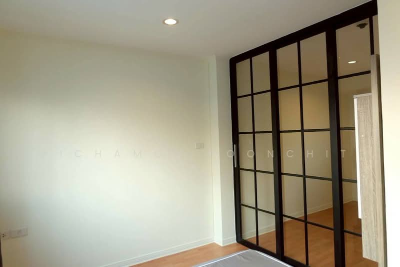 Lumpini Ville Ramkhamhaeng 44, Bangkok, - Ramkamhang Road, Hua Mak, Bang Kapi, Bangkok, 1 Bedroom, 30 sqm, Condo For Sale, by Pichamon Boonchit, 500236233 - DDproperty.com
