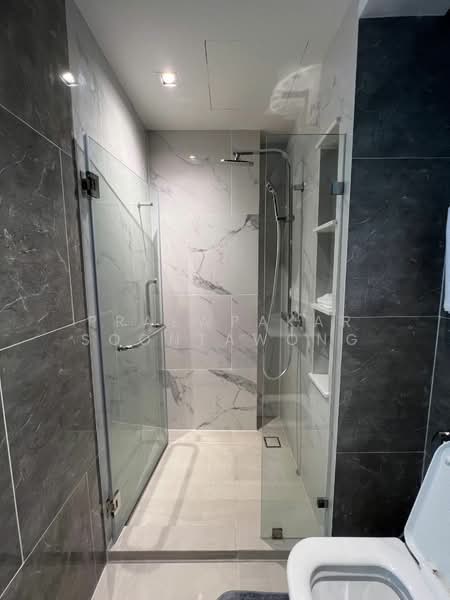 Lloyd Soonvijai-Thonglor, Bangkok, Soi Phetchaburi 47, Phetchaburi Road, Bang Kapi, Huai Khwang, Bangkok, 1 Bedroom, 27 sqm, Condo For Rent, by Praewpakar Soontawong, 500236257 - DDproperty.com