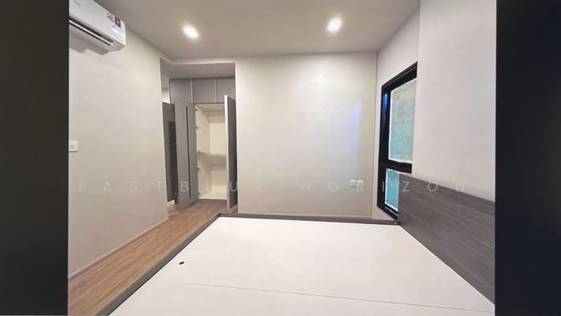 Metris District Ladprao, Bangkok, Lat Phrao Rd, Jom Phon, Chatuchak, Bangkok, 2 Bedrooms, 50 sqm, Condo For Sale, by Eastblue Horizon, 500236274 - DDproperty.com