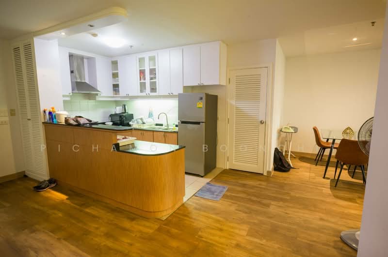 Liberty Park 2, Bangkok, 55 Soi Sukhumvit 11, Khlongtoei Nua, Watthana, Bangkok, 2 Bedrooms, 121 sqm, Condo For Sale, by Pichamon Boonchit, 500236278 - DDproperty.com