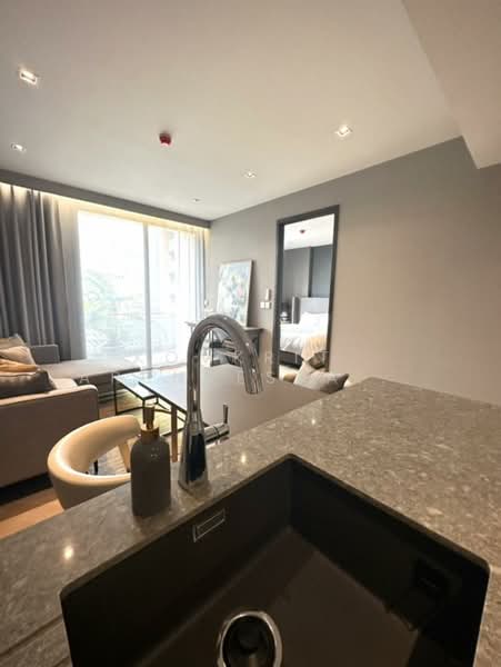 The Reserve 61 Hideaway, Bangkok, 92 Sukhumvit 61, Khlong Tan Nua, Watthana, Bangkok, 1 Bedroom, 53 sqm, Condo For Rent, by Komkrit  Arunvessased , 500236281 - DDproperty.com