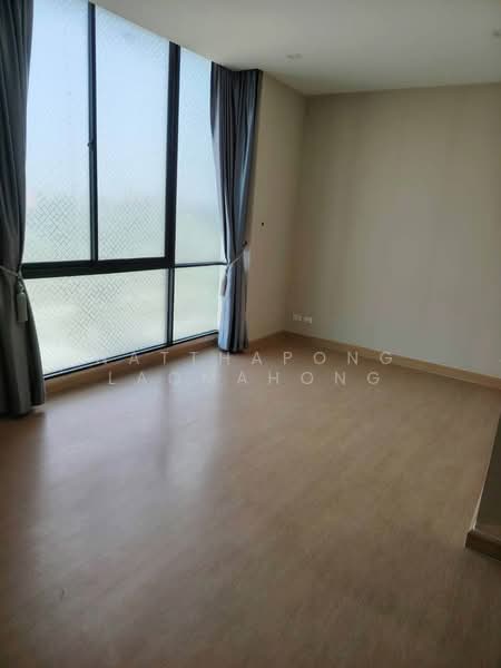 For Rent - 3-BR Townhouse, Bangkok