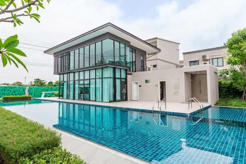 For Rent - 3-BR Townhouse, Bangkok