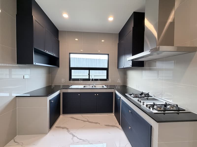 Setthasiri Krungthep-Pathumthani 2, Pathum Thani, Bang Khu Wat, Muang Pathum Thani, Pathum Thani, 4 Bedrooms, 200 sqm, Single Detached House For Sale, by Benjamas Petchsuwan, 500236302 - DDproperty.com