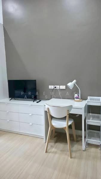 Metro Sky Wutthakat, Bangkok, Thanon Wutthakat, Talat Plu, Thon Buri, Bangkok, 1 Bedroom, 23 sqm, Condo For Rent, by Praewpakar Soontawong, 500236336 - DDproperty.com