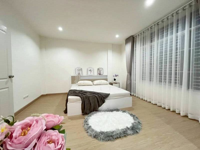หมู่บ้านเดอะเซ็นทรัล 2 : The Central 2 ศรีราชา, Chon Buri (Pattaya), Surasak, Si Racha, Chon Buri (Pattaya), 3 Bedrooms, 87 sqm, Townhouse For Sale, by A House Property Co.,Ltd., 500236370 - DDproperty.com