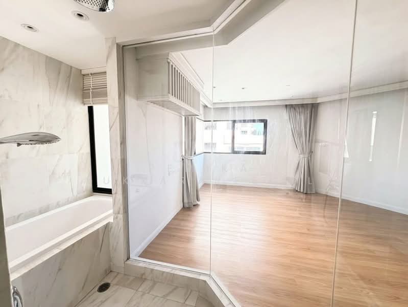 Sathorn Gardens, Bangkok, 39 South Sathorn Road, Thung Maha Mek, Sathon, Bangkok, 1 Bedroom, 94 sqm, Condo For Sale, by Pemika Aukkaraleekul, 500236374 - DDproperty.com