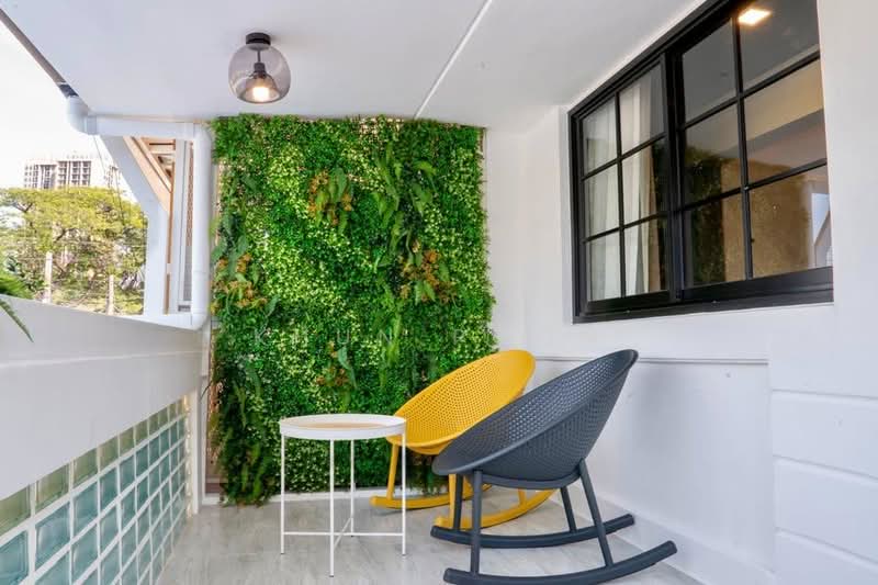 For Rent: Newly Renovated, Pet-Friendly House Near BTS Skytrain – Phra Khanong BTS Station (SPSSR164, Bangkok, ปรีดี พนมยงค์ 42, Khlong Tan Nua, Watthana, Bangkok, 3 Bedrooms, 160 sqm, Townhouse For Rent, by Khun Poon, 500236383 - DDproperty.com