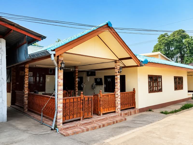 ขายบ้านพร้อมที่ดิน อ.เชียงคำ พะเยา พื้นที่กว้าง พร้อมโกดัง บนพื้นที่ 278 ตร.วา เหมาะทำธุรกิจ / อาคาร, พะเยา, หย่วน, เชียงคำ, พะเยา, 290 ตร.ม., บ้านเดี่ยว ขาย, โดย บริษัท พร็อพ แอดส์ จำกัด, 500236384 - DDproperty.com