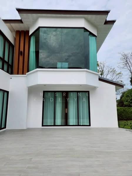 The Village Housing Estate by Horseshoe Point : เดอะ วิลเลจ เฮ้าส์ซิ่ง เอสเตท โดย ฮอร์สชู พอยท์, ชลบุรี, ถนนทุ่งกลม-ห้วยตาหนู, หนองปรือ, บางละมุง, ชลบุรี, 550 ตร.ม., บ้านเดี่ยว ขาย, โดย Nisrine Kadeyyam, 500236389 - DDproperty.com