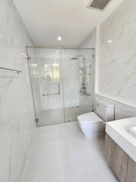 The Village Housing Estate by Horseshoe Point, Chon Buri (Pattaya), Toongklom-Huaytanoo Road, Nong Pru, Bang Lamung (Pattaya), Chon Buri (Pattaya), 4 Bedrooms, 550 sqm, Single Detached House For Sale, by Nisrine Kadeyyam, 500236389 - DDproperty.com