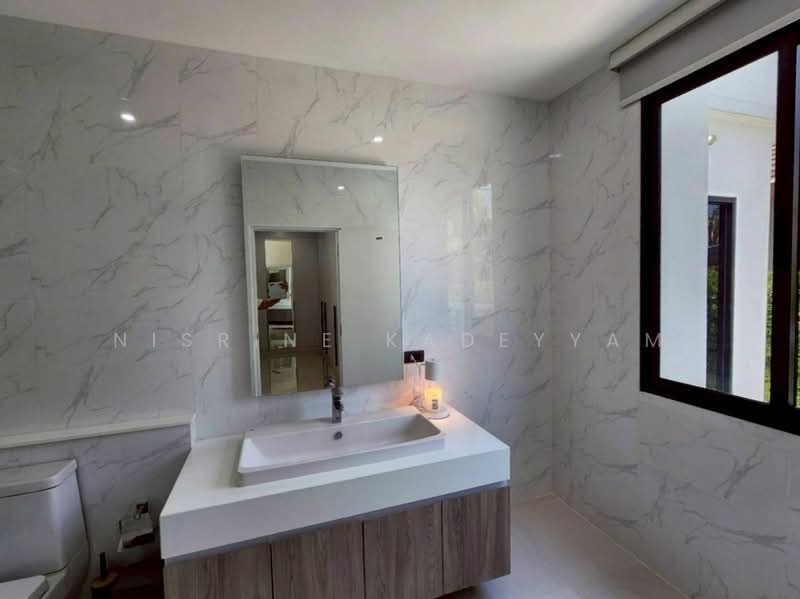 The Village Housing Estate by Horseshoe Point, Chon Buri (Pattaya), Toongklom-Huaytanoo Road, Nong Pru, Bang Lamung (Pattaya), Chon Buri (Pattaya), 4 Bedrooms, 550 sqm, Single Detached House For Sale, by Nisrine Kadeyyam, 500236389 - DDproperty.com