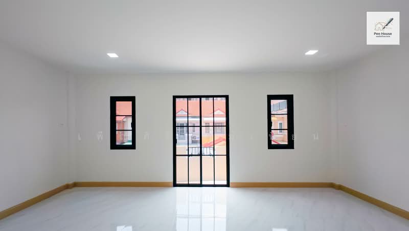 K.C. Ramintra 8, Bangkok, Hathairat Road, Sam Wa Tawan Tok, Khlong Sam Wa, Bangkok, 4 Bedrooms, 24 sqm, Townhouse For Sale, by เพ็ญศิริ ตุ้มเทียน, 500236390 - DDproperty.com