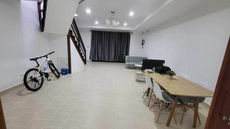 2-BR Townhouse, Chon Buri (Pattaya), Nong Pru, Bang Lamung (Pattaya), Chon Buri (Pattaya), 2 Bedrooms, 160 sqm, Townhouse For Sale, by Nisrine Kadeyyam, 500236397 - DDproperty.com