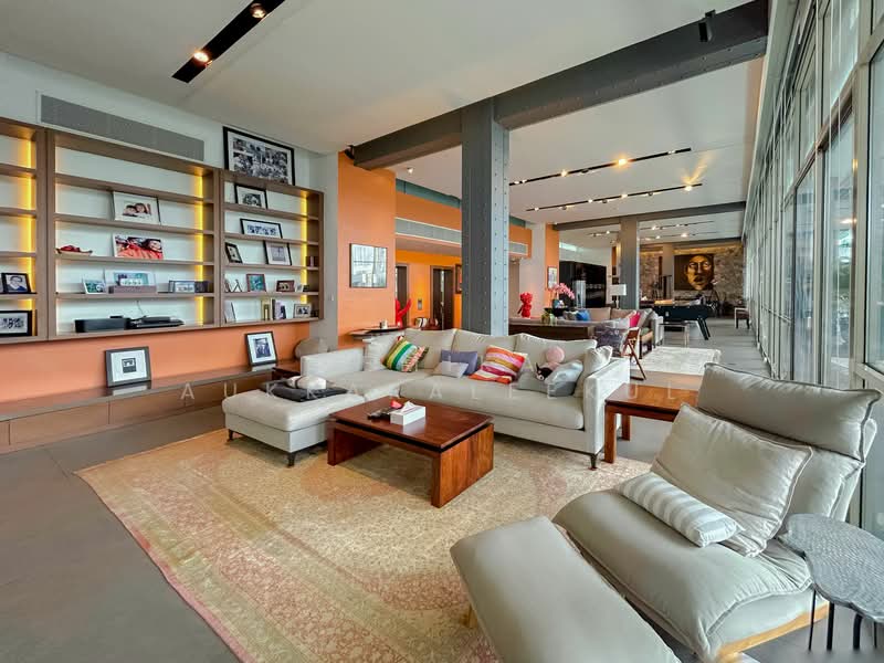 Ficus Lane, Bangkok, Soi Sukhumvit 44/1, Phra Kanong, Khlong Toei, Bangkok, 4 Bedrooms, 472 sqm, Condo For Sale, by Pemika Aukkaraleekul, 500236403 - DDproperty.com