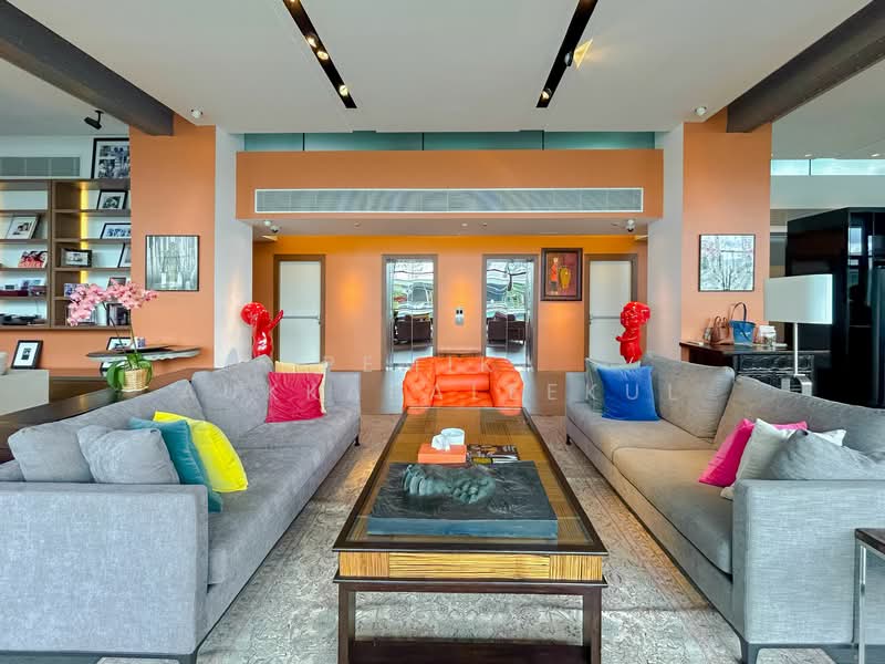 Ficus Lane, Bangkok, Soi Sukhumvit 44/1, Phra Kanong, Khlong Toei, Bangkok, 4 Bedrooms, 472 sqm, Condo For Sale, by Pemika Aukkaraleekul, 500236403 - DDproperty.com