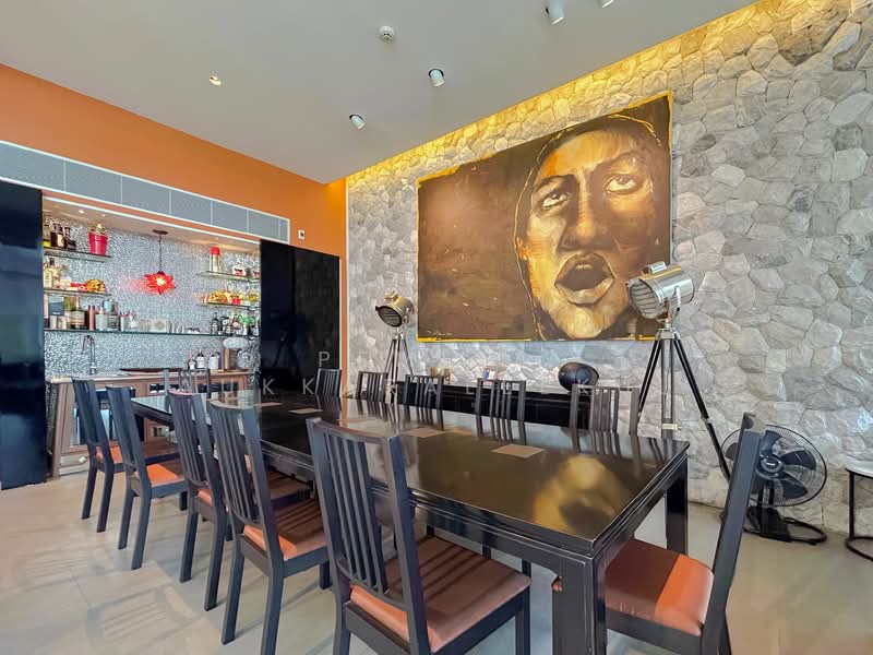 Ficus Lane, Bangkok, Soi Sukhumvit 44/1, Phra Kanong, Khlong Toei, Bangkok, 4 Bedrooms, 472 sqm, Condo For Sale, by Pemika Aukkaraleekul, 500236403 - DDproperty.com