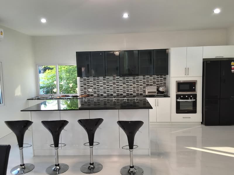 บ้าน 3-ห้องนอน, ชลบุรี, หนองปรือ, บางละมุง, ชลบุรี, 215 ตร.ม., บ้านเดี่ยว ขาย, โดย Nisrine Kadeyyam, 500236436 - DDproperty.com