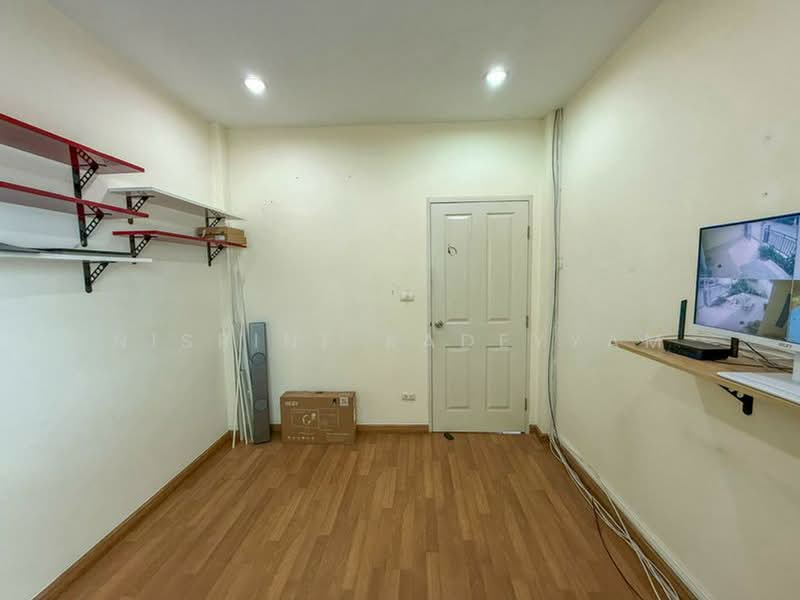 undefined, Chon Buri (Pattaya), Surasak, Si Racha, Chon Buri (Pattaya), 3 Bedrooms, 120 sqm, Townhouse For Sale, by Nisrine Kadeyyam, 500236440 - DDproperty.com