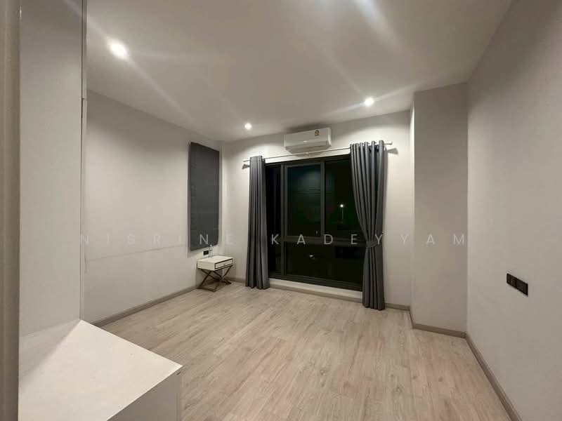 undefined, Chon Buri (Pattaya), Bang Lamung, Bang Lamung (Pattaya), Chon Buri (Pattaya), 4 Bedrooms, 325 sqm, Single Detached House For Sale, by Nisrine Kadeyyam, 500236449 - DDproperty.com