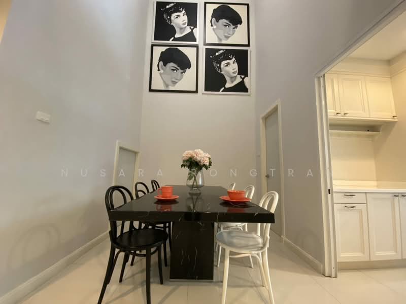 undefined, Bangkok, Khlong Toei, Khlong Toei, Bangkok, 3 Bedrooms, 200 sqm, Townhouse For Rent, by Nusara Rongtran, 500236484 - DDproperty.com