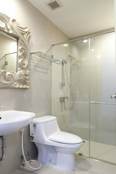 undefined, Bangkok, Khlong Toei, Khlong Toei, Bangkok, 3 Bedrooms, 200 sqm, Townhouse For Rent, by Nusara Rongtran, 500236484 - DDproperty.com