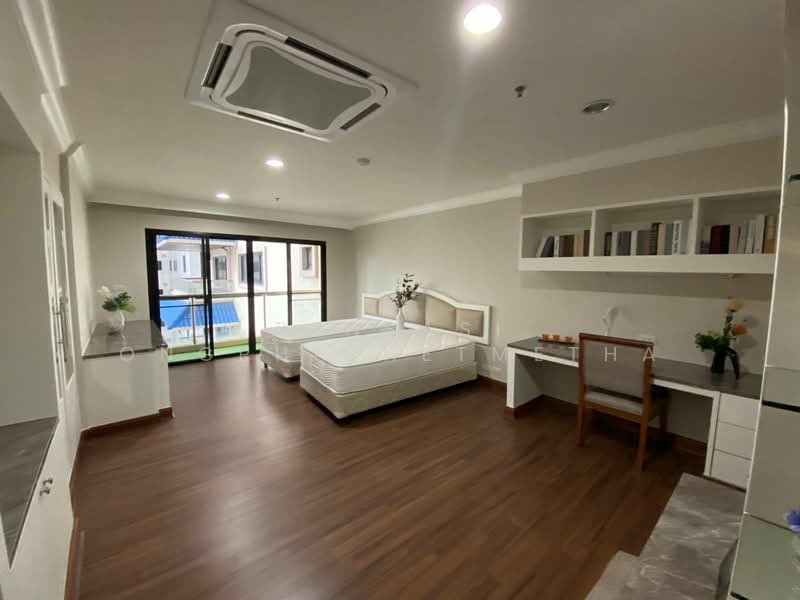 G.P. Grande Tower, Bangkok, 55 Sukhumvit 23, Khlongtoei Nua, Watthana, Bangkok, 3 Bedrooms, 220 sqm, Apartment For Rent, by Pensasi Ongphichetmetha, 500236486 - DDproperty.com