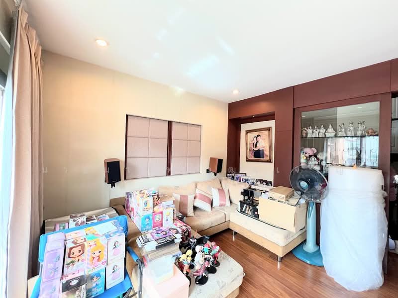 เช่าด่วน ติดรถไฟฟ้าสายสีเหลือง เดินทางสะดวกมาก, Bangkok, Bang Na, Bang Na, Bangkok, 4 Bedrooms, 268 sqm, Single Detached House For Rent, by นายมานพ วุฒฒเจริญ, 500236538 - DDproperty.com