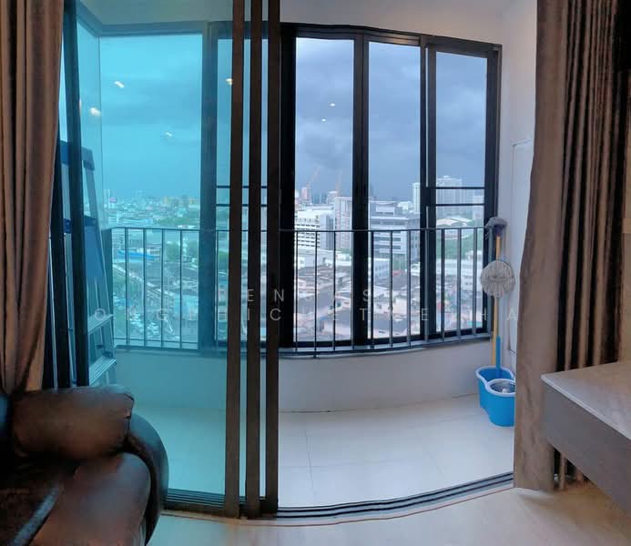 IDEO Q Chula - Samyan, Bangkok, 660-662 Rama 4 Road, Maha Phrutharam, Bang Rak, Bangkok, 2 Bedrooms, 50 sqm, Condo For Rent, by Pensasi Ongphichetmetha, 500236556 - DDproperty.com