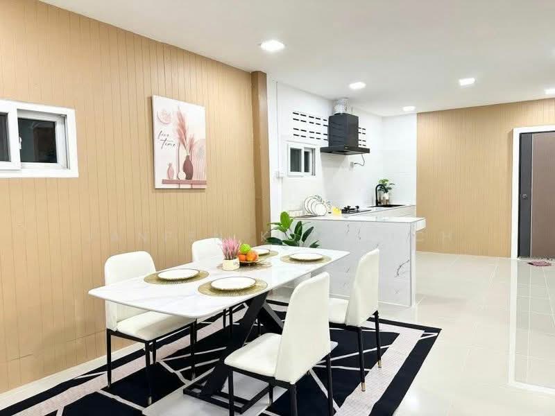 หมู่บ้านสาธิต, Chon Buri (Pattaya), Bo Win, Si Racha, Chon Buri (Pattaya), 4 Bedrooms, 200 sqm, Single Detached House For Sale, by Janpen Konpetch, 500236560 - DDproperty.com