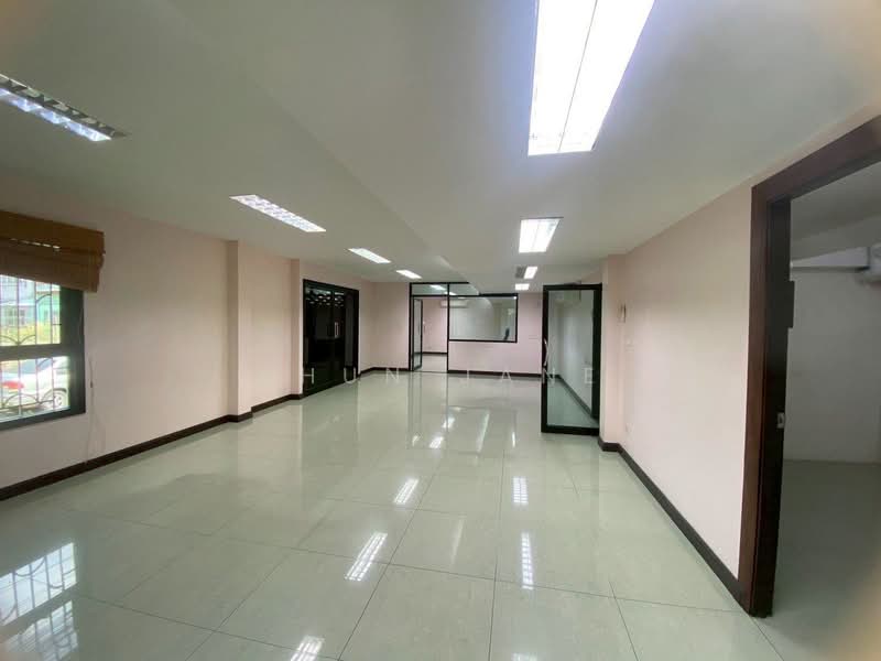 Office Building for Rent near Don Mueang Airport (SPSJP267), Bangkok, ประชาอุทิศ 15, Don Mueang, Don Mueang, Bangkok, , 728 sqm, Office Space For Rent, by Khun Jane, 500236568 - DDproperty.com