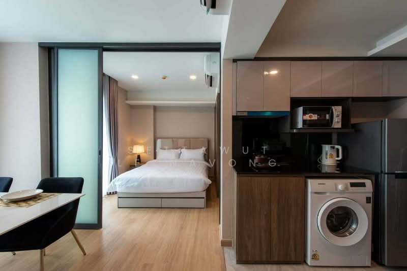 Lloyd Soonvijai-Thonglor, Bangkok, Soi Phetchaburi 47, Phetchaburi Road, Bang Kapi, Huai Khwang, Bangkok, 2 Bedrooms, 54 sqm, Condo For Rent, by Settawut Leenavong, 500236586 - DDproperty.com