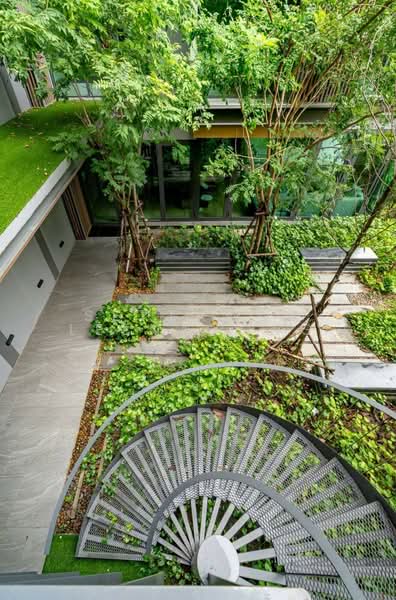 Lloyd Soonvijai-Thonglor, Bangkok, Soi Phetchaburi 47, Phetchaburi Road, Bang Kapi, Huai Khwang, Bangkok, 2 Bedrooms, 54 sqm, Condo For Rent, by Settawut Leenavong, 500236586 - DDproperty.com