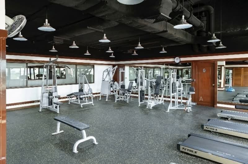 Omni Tower Sukhumvit Nana, Bangkok, 69 Sukhumvit 4 Alley, Khlong Toei, Khlong Toei, Bangkok, 3 Bedrooms, 105 sqm, Condo For Rent, by Pensasi Ongphichetmetha, 500236593 - DDproperty.com