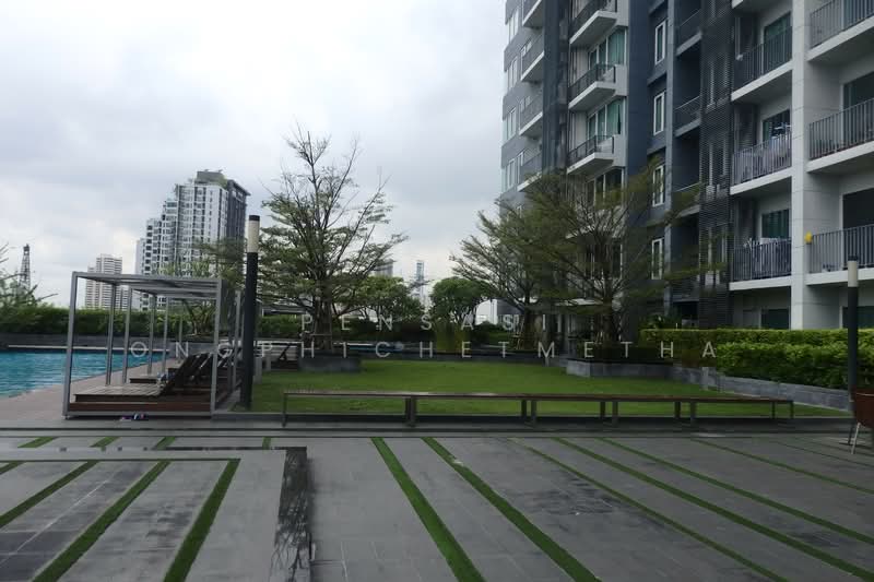 Siri At Sukhumvit, Bangkok, 902 Sukhumvit Road, Phra Kanong, Khlong Toei, Bangkok, 2 Bedrooms, 70 sqm, Condo For Rent, by Pensasi Ongphichetmetha, 500236601 - DDproperty.com