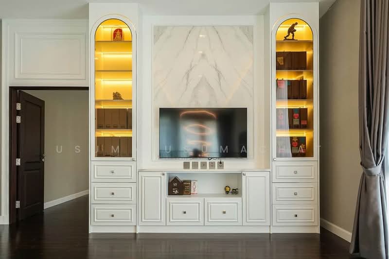 Grand Bangkok Boulevard Krungthepkritha : แกรนด์ บางกอก บูเลอวาร์ด กรุงเทพกรีฑา, กรุงเทพ, ถนน ศรีนครินทร์-ร่มเกล้า, คลองสามประเวศ, ลาดกระบัง, กรุงเทพ, 521 ตร.ม., บ้านเดี่ยว ให้เช่า, โดย Usuma Usumachat, 500236653 - DDproperty.com