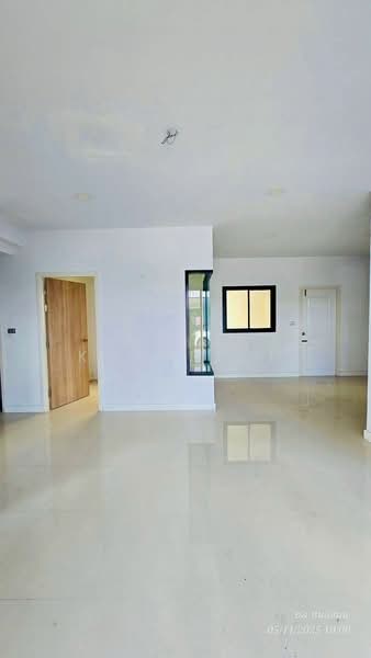 หมู่บ้าน มณีรินทร์ ปาร์ค บางพระ ซอย 8, Chon Buri (Pattaya), Bang Phra, Si Racha, Chon Buri (Pattaya), 3 Bedrooms, 108 sqm, Semi-Detached House (Twin House) For Sale, by Janpen Konpetch, 500236656 - DDproperty.com