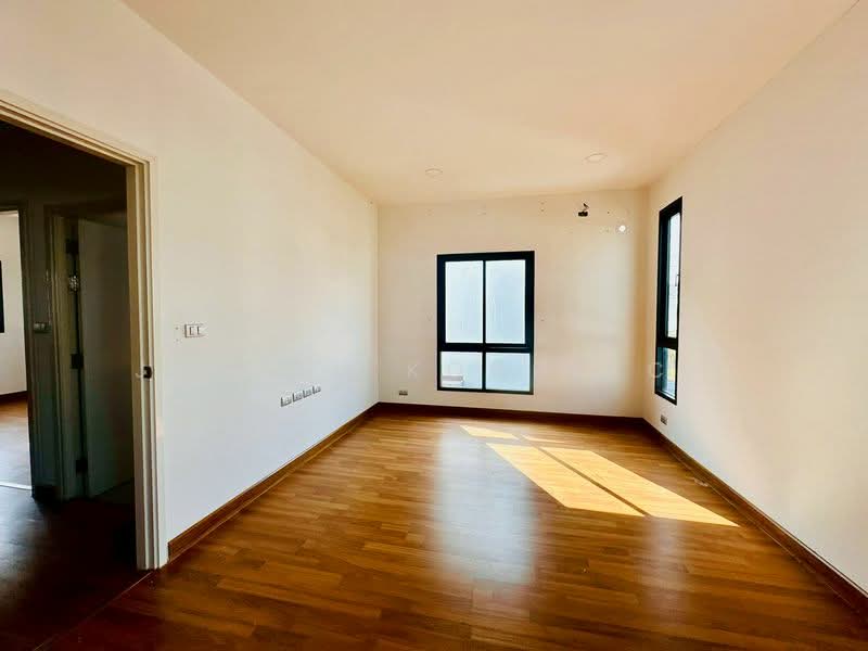 หมู่บ้าน มณีรินทร์ ปาร์ค บางพระ ซอย 8, ชลบุรี, บางพระ, ศรีราชา, ชลบุรี, 108 ตร.ม., บ้านแฝด ขาย, โดย Janpen Konpetch, 500236656 - DDproperty.com