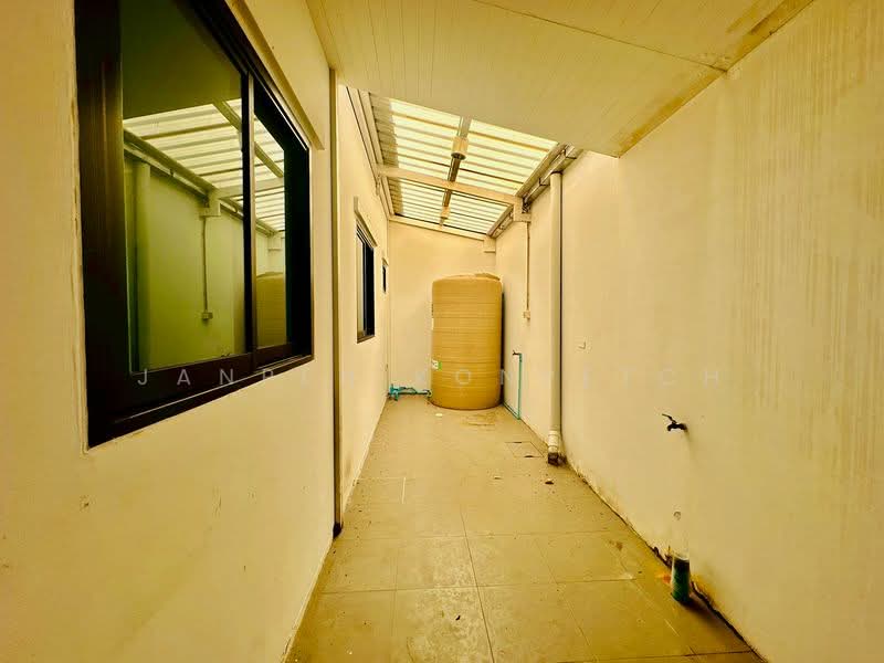 หมู่บ้าน มณีรินทร์ ปาร์ค บางพระ ซอย 8, ชลบุรี, บางพระ, ศรีราชา, ชลบุรี, 108 ตร.ม., บ้านแฝด ขาย, โดย Janpen Konpetch, 500236656 - DDproperty.com