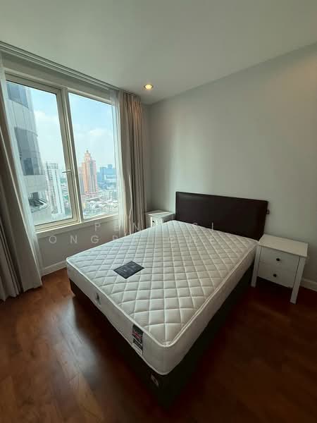 Siri Residence, Bangkok, 21 Soi Sukhumvit 24, Khong Tan, Khlong Toei, Bangkok, 3 Bedrooms, 168 sqm, Condo For Rent, by Pensasi Ongphichetmetha, 500236657 - DDproperty.com