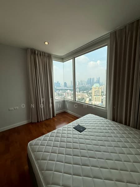 Siri Residence, Bangkok, 21 Soi Sukhumvit 24, Khong Tan, Khlong Toei, Bangkok, 3 Bedrooms, 168 sqm, Condo For Rent, by Pensasi Ongphichetmetha, 500236657 - DDproperty.com