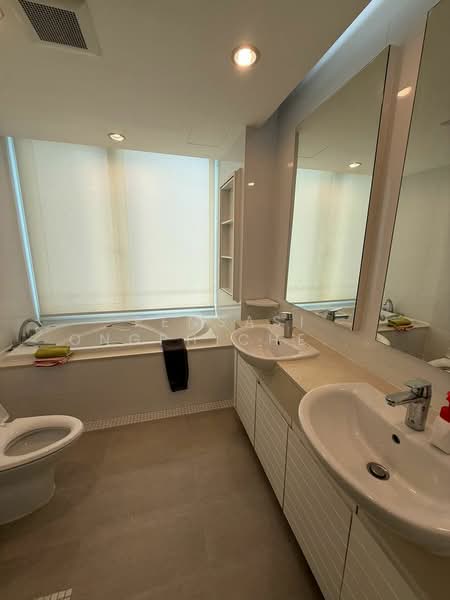Siri Residence, Bangkok, 21 Soi Sukhumvit 24, Khong Tan, Khlong Toei, Bangkok, 3 Bedrooms, 168 sqm, Condo For Rent, by Pensasi Ongphichetmetha, 500236657 - DDproperty.com