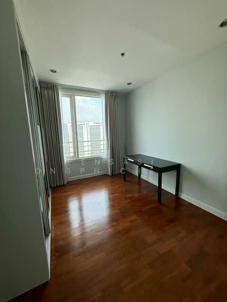 Siri Residence : สิริ เรสซิเด้นซ์, กรุงเทพ, 21 ซอยสุขุมวิท 24, คลองตัน, คลองเตย, กรุงเทพ, 168 ตร.ม., คอนโด ให้เช่า, โดย Pensasi Ongphichetmetha, 500236657 - DDproperty.com