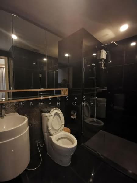 Rhythm Sukhumvit 36-38, Bangkok, 55 Soi Sukhumvit 36, Sukhumvit Road, Phra Kanong, Khlong Toei, Bangkok, 2 Bedrooms, 55 sqm, Condo For Rent, by Pensasi Ongphichetmetha, 500236660 - DDproperty.com