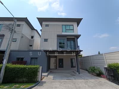 ขาย - Baan Klang Muang The Edition Rama 9-Pattanakarn : บ้านกลางเมือง ดิ อิดิชั่น พระราม 9-พัฒนาการ, กรุงเทพ